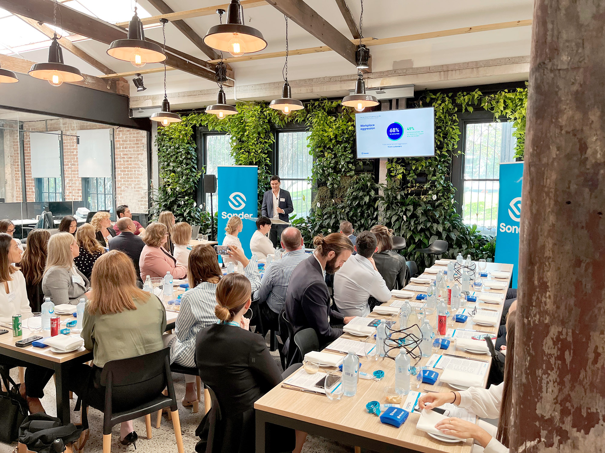 Craig-Cowdrey-opens-Sonders-customer-hostility-event