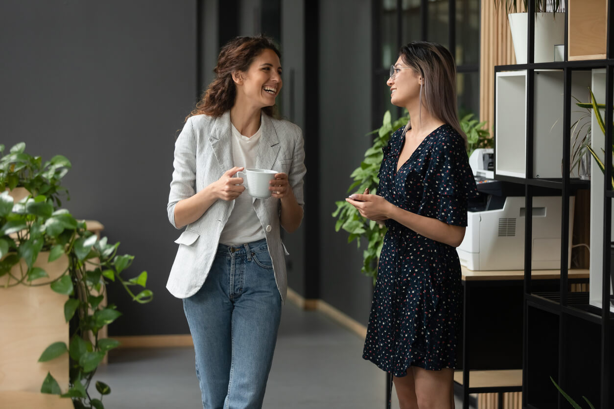 Workplace-wellbeing-two-female-colleagues