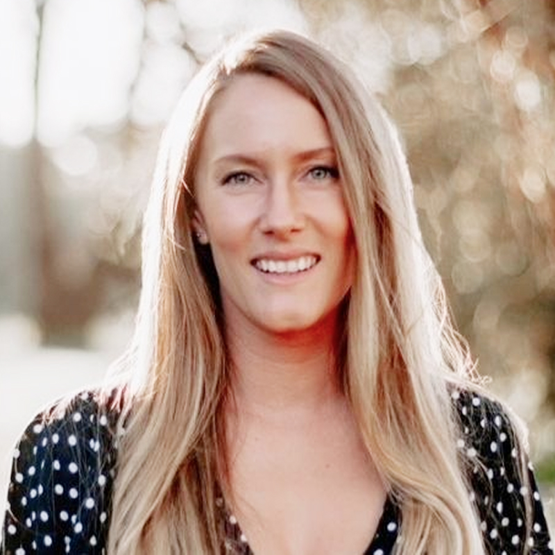 Rachel Tomlinson headshot
